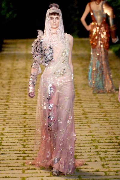 Look 5